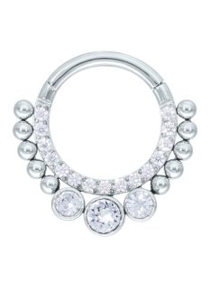 Kristáy daith vagy septum piercing